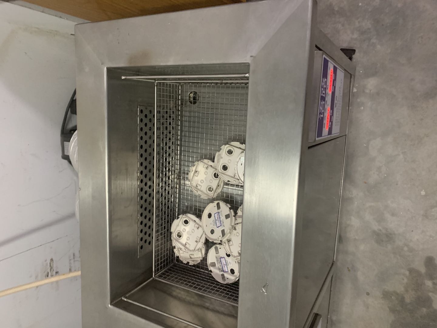 规定内定期进行云南火灾云南云南探测器清洗 规定内定期进行云南火灾云南云南探测器清洗